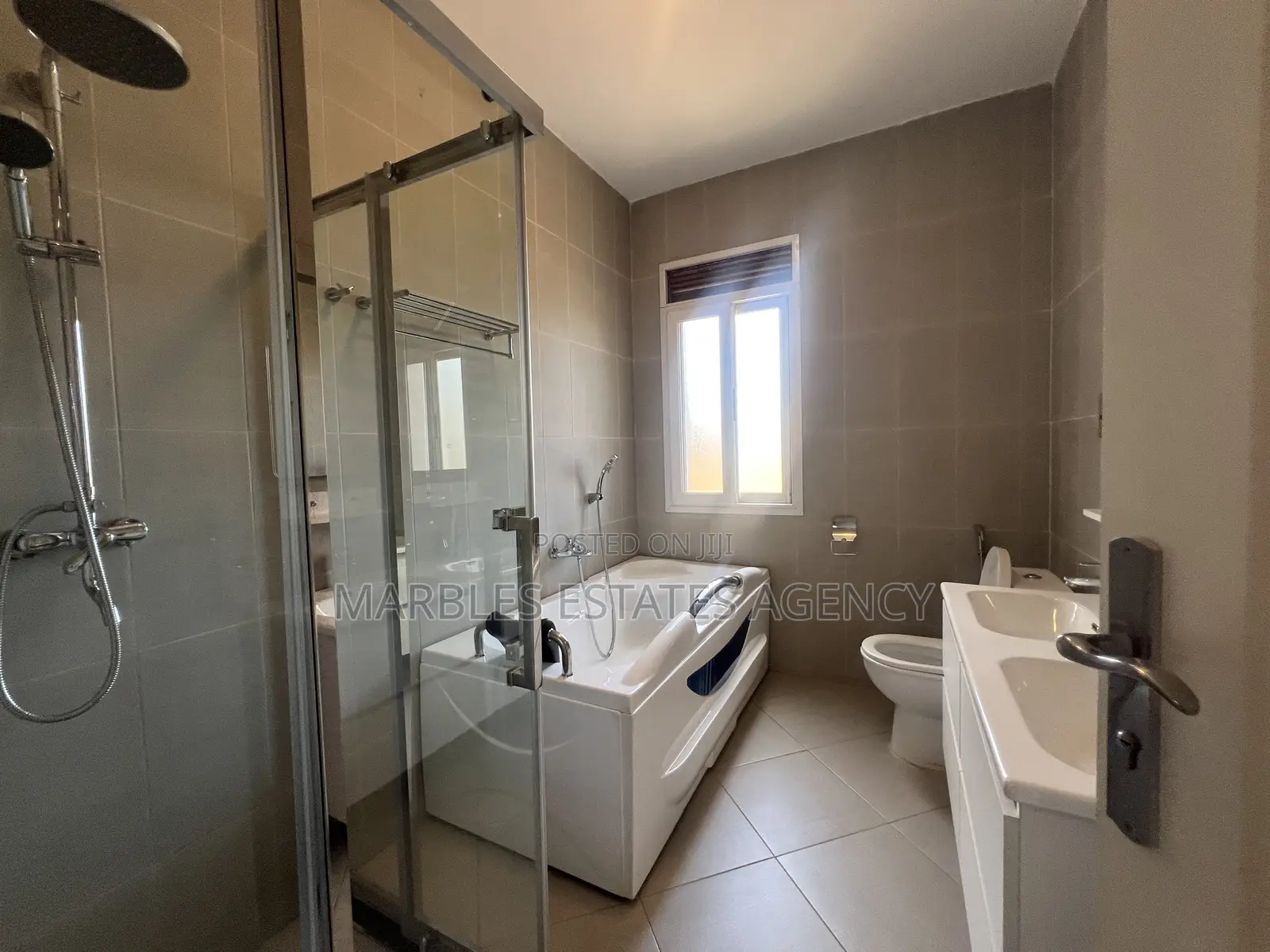 Furnished 3bdrm Apartment in Kololo, Central Division for rent