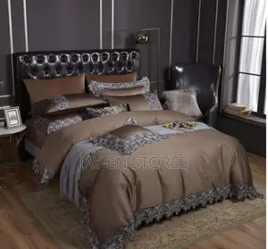 Brown Laced 6 Piece 6 by 6 Duvet