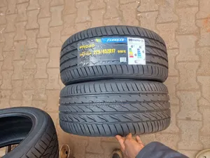 225/45r17 Forroad Tyres for Benz.