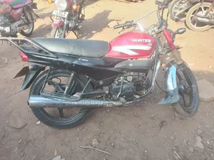 Hero Hunter 125 2022 Red