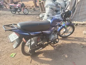 Bajaj Boxer 125 2023 Blue