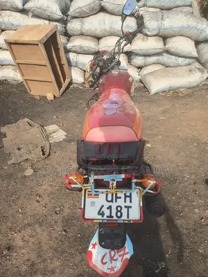 TVS HLX 125 2022 Red