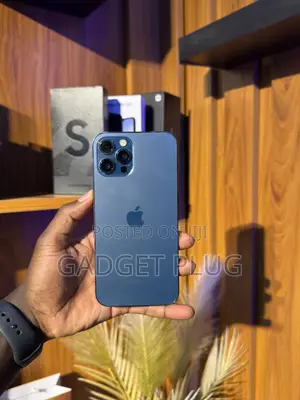 Photo - Apple iPhone 12 Pro Max 128 GB Blue