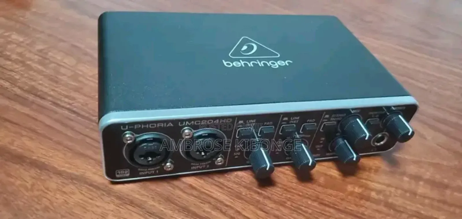 Behringer U-Phoria Umc202hd 2x2 24bit/192khz Audio Interface