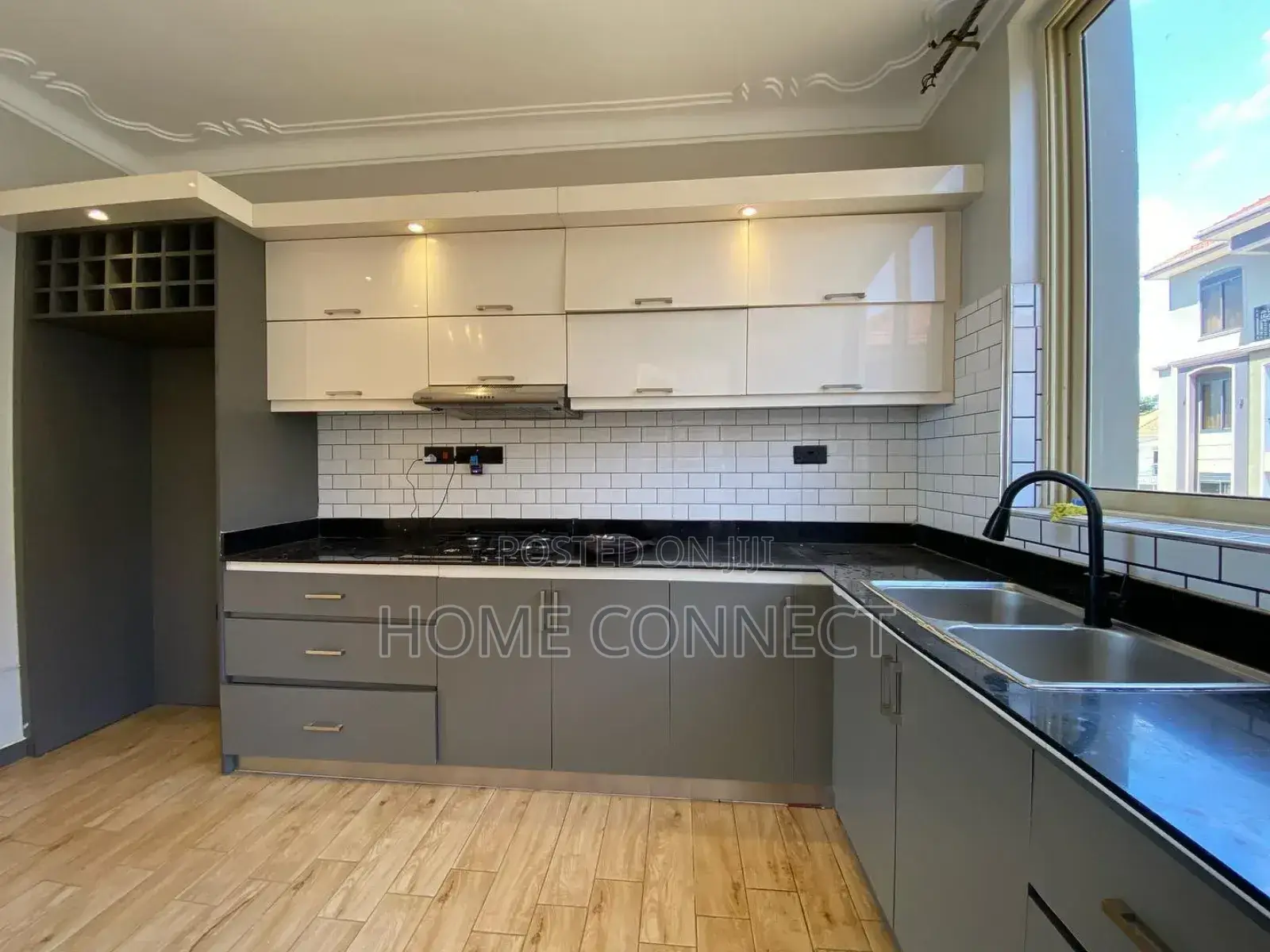 3bdrm Apartment in Kulambiro, Central Division for rent