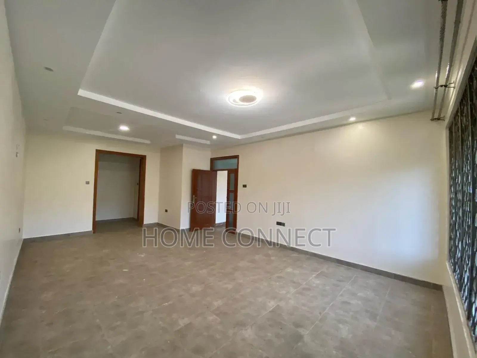 3bdrm Duplex in Kulambiro Ring Rd, Central Division for rent