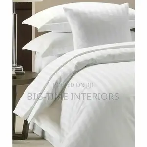 Smart Plain White Striped Honey.G King Size Duvet Set