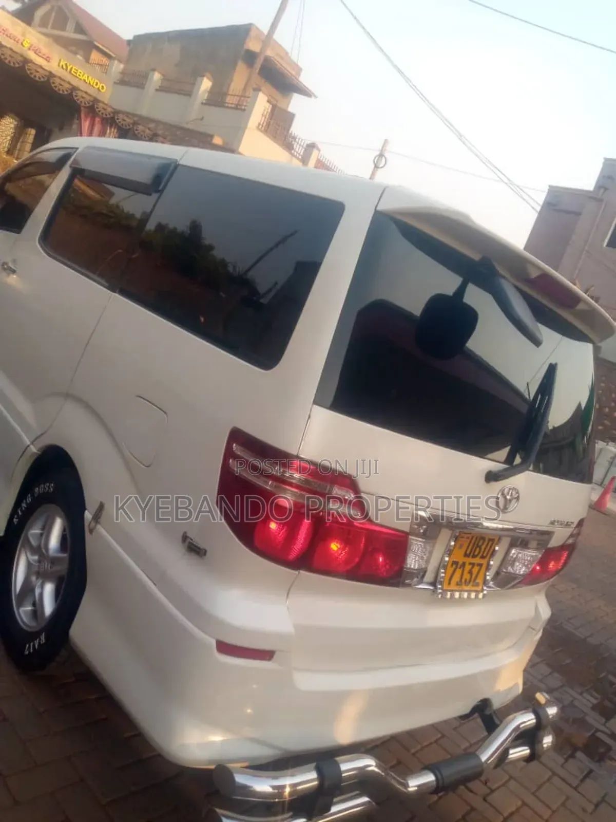 Toyota Alphard 2.4 Petrol AWD 2008 White
