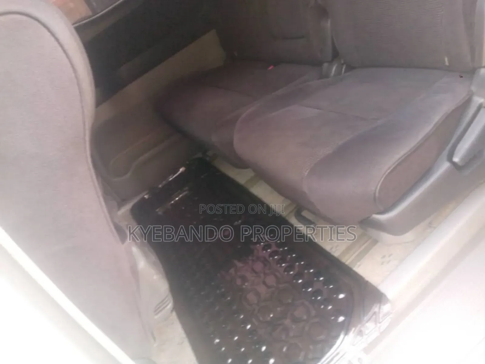 Toyota Alphard 2.4 Petrol AWD 2008 White
