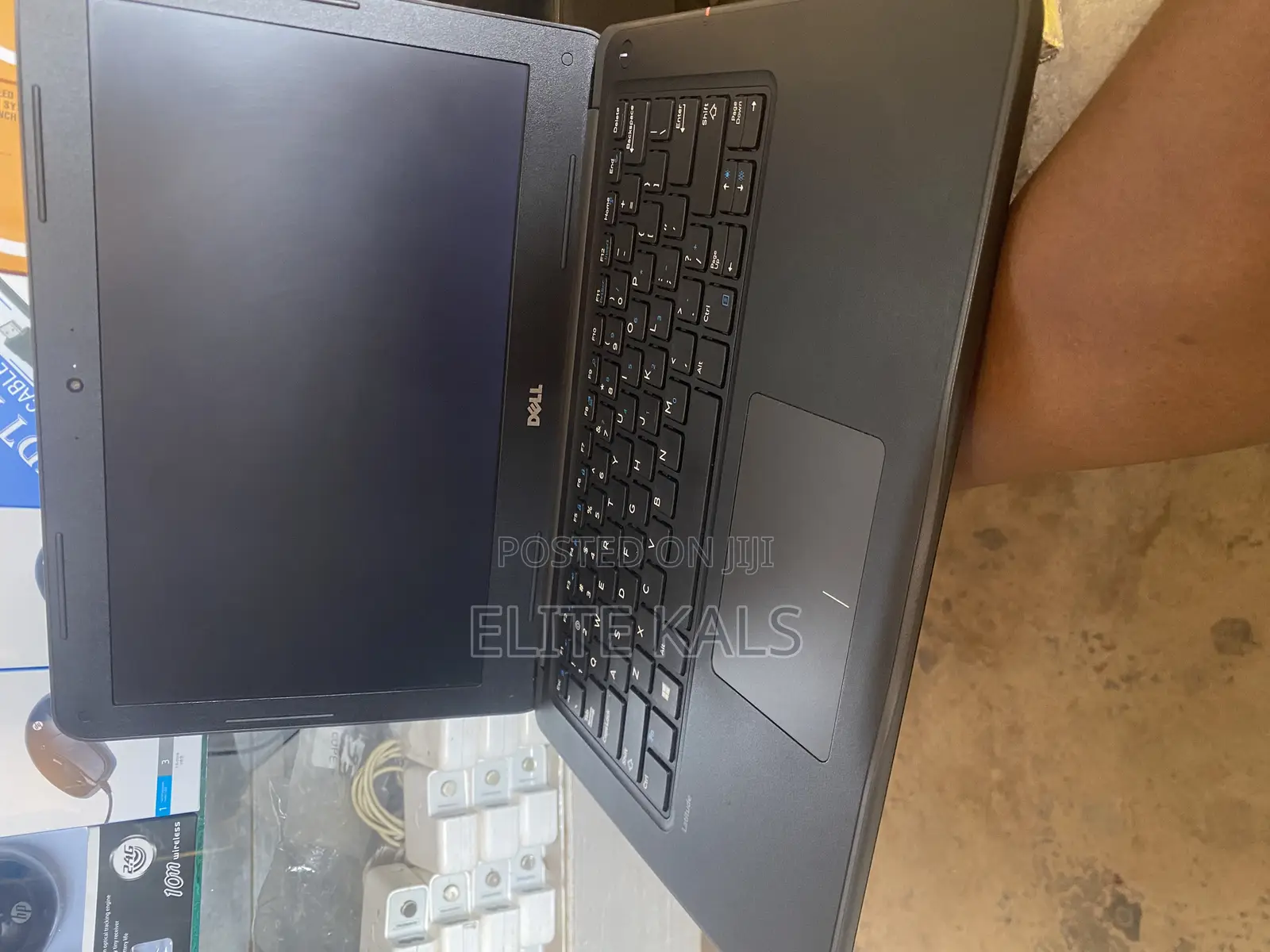 Laptop Dell Latitude 3380 8GB Intel Core I5 HDD 500GB