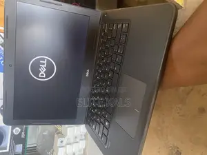 Laptop Dell Latitude 3380 8GB Intel Core I5 HDD 500GB