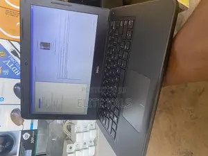 Laptop Dell Latitude 3380 8GB Intel Core I5 HDD 500GB