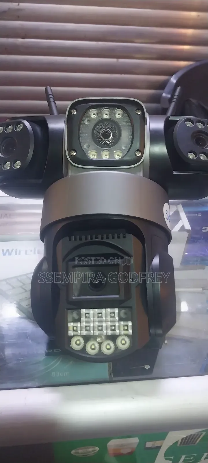 4g Simcard 3lens Solar Security Camera 10mps