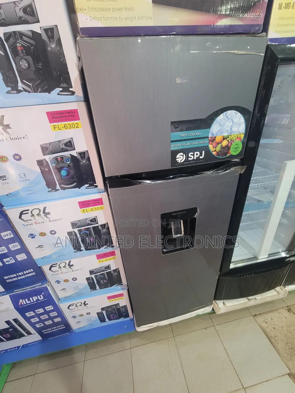 SPJ Fridge Double Double With a Dispenser