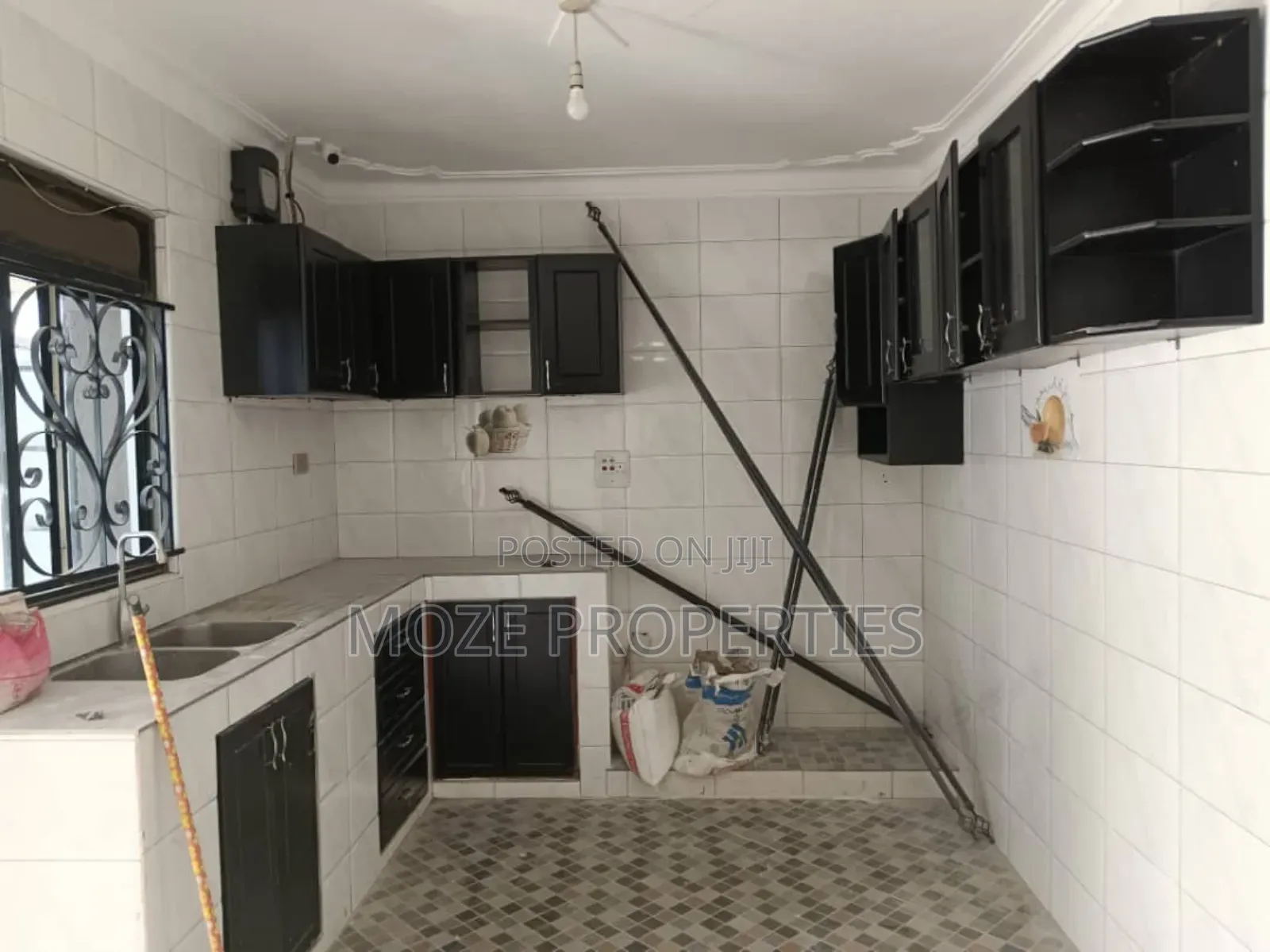 3bdrm Bungalow in Namugongo Sonde, Central Division for rent