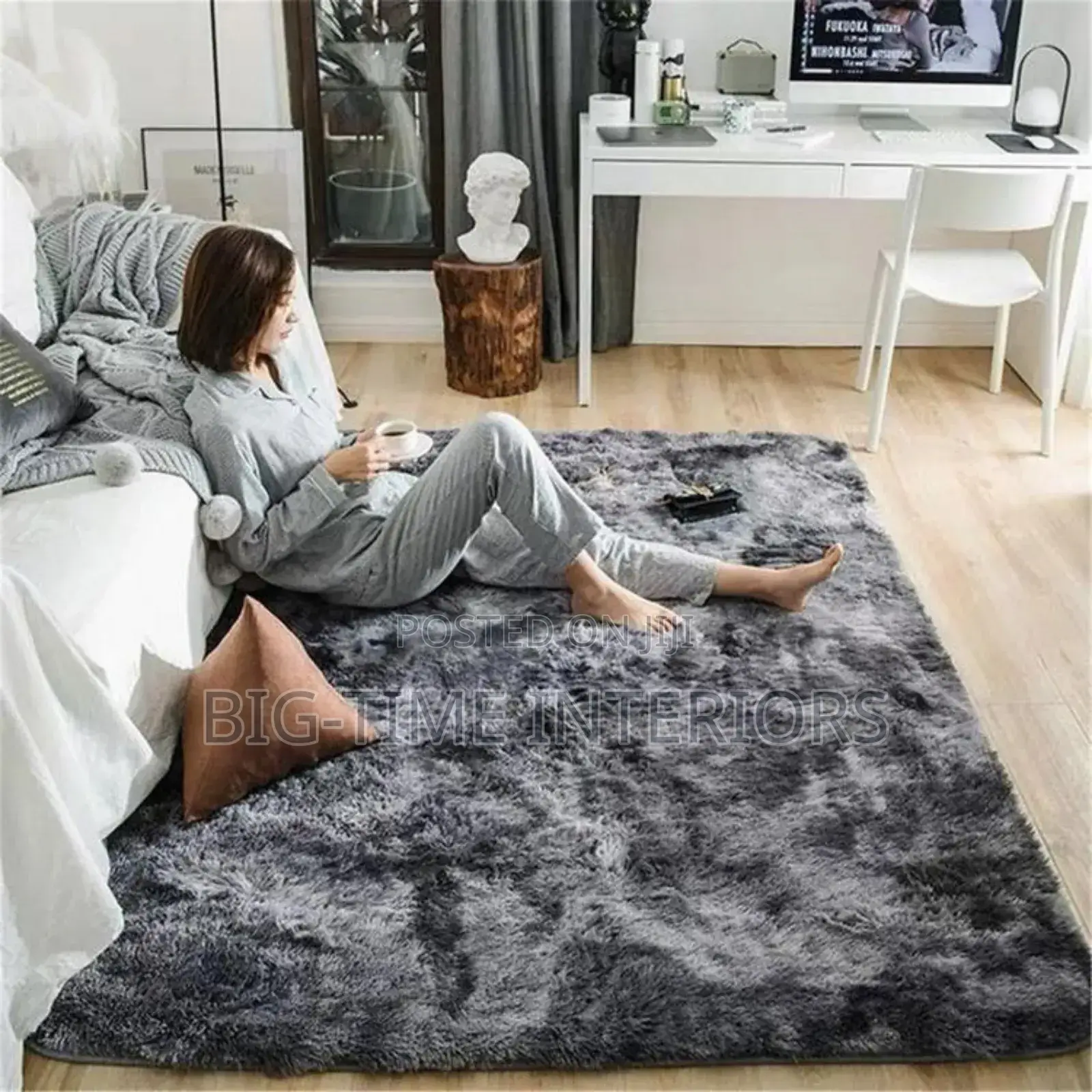 Patched Gray Fluffy Center/Bedside Carpet 1.5*2 Meters