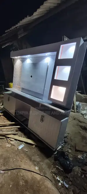 Luxary Tv Mount Tt