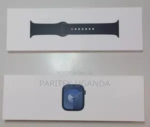Apple Watch Series 9 Midnight 41mm Black Sport Band