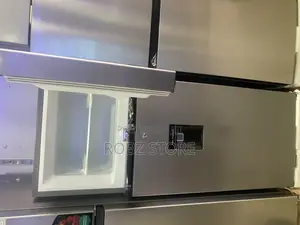 Refrigerator Hisense