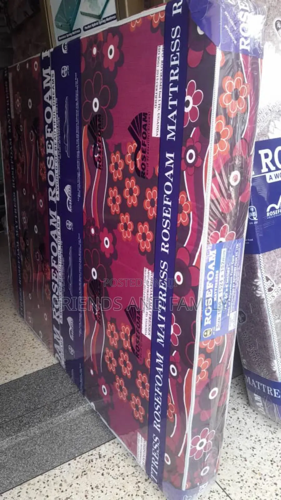 Tape Edge Rose Foam 6*6*6. Inches
