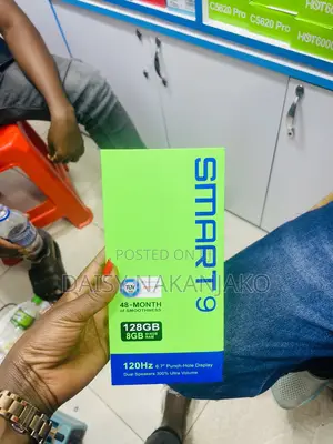 Photo - New Infinix Smart 9 128 GB Green