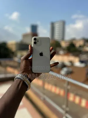 Apple iPhone 11 64 GB White