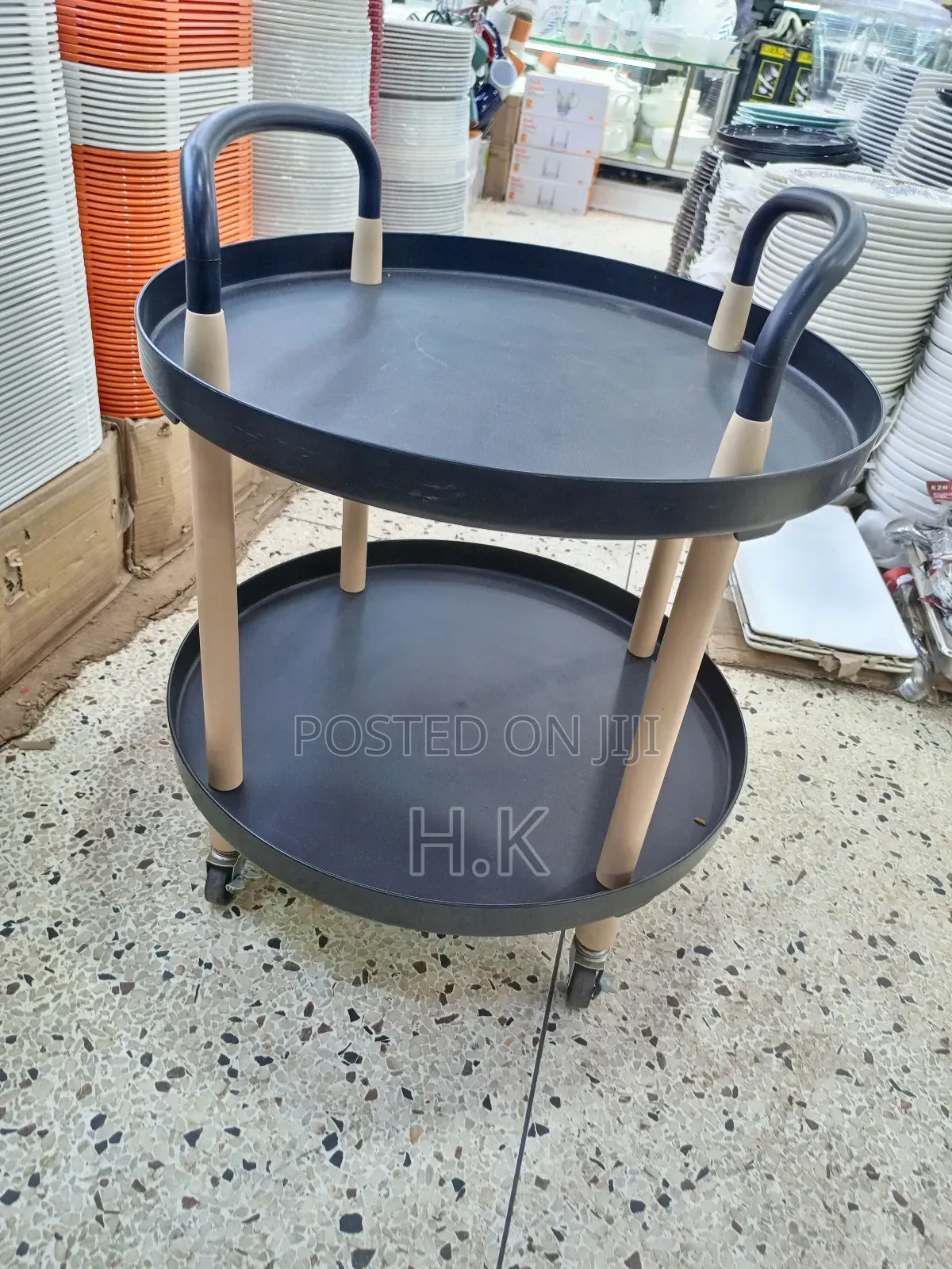 Round Rolling Cart.