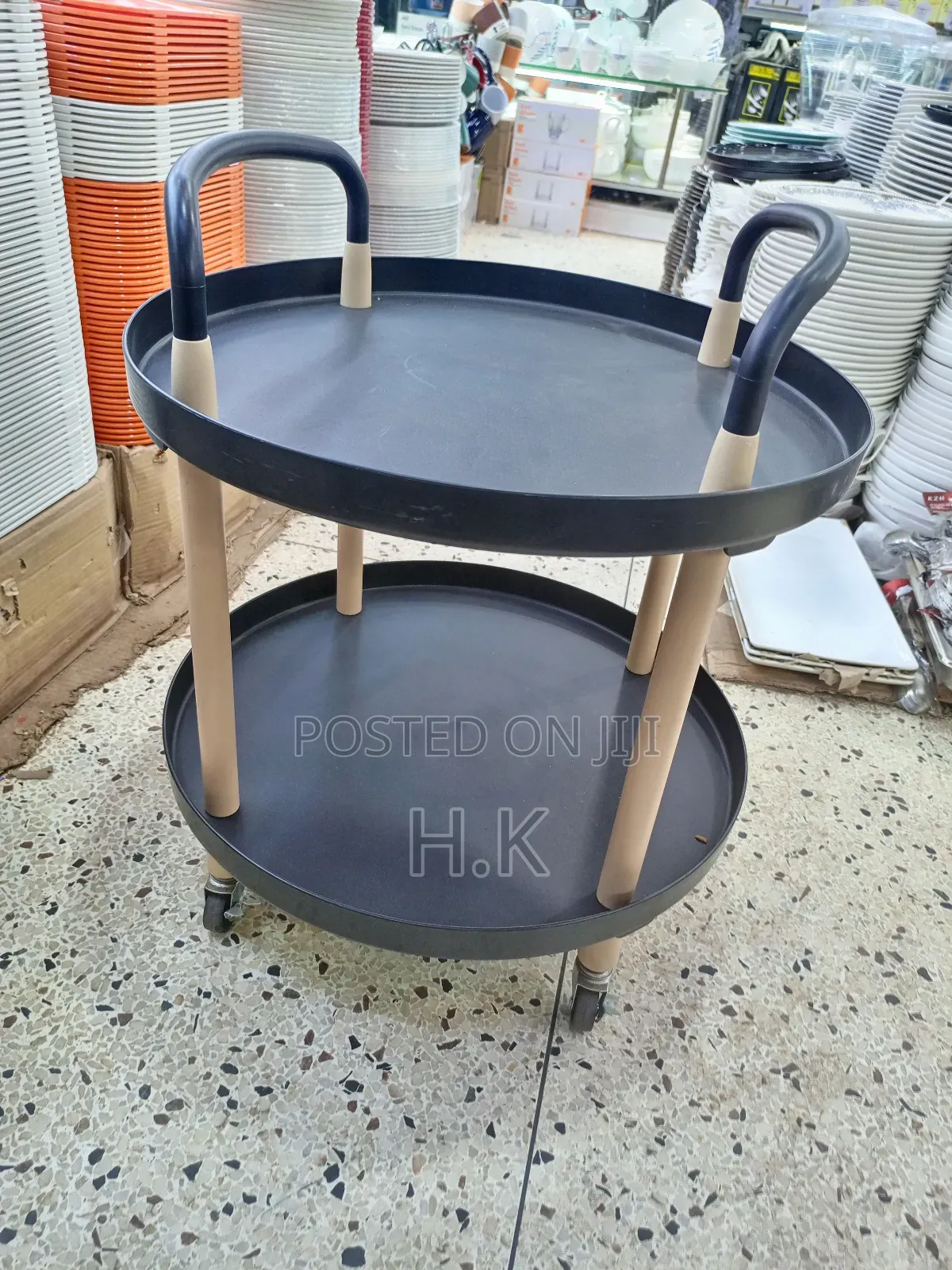 Round Rolling Cart.