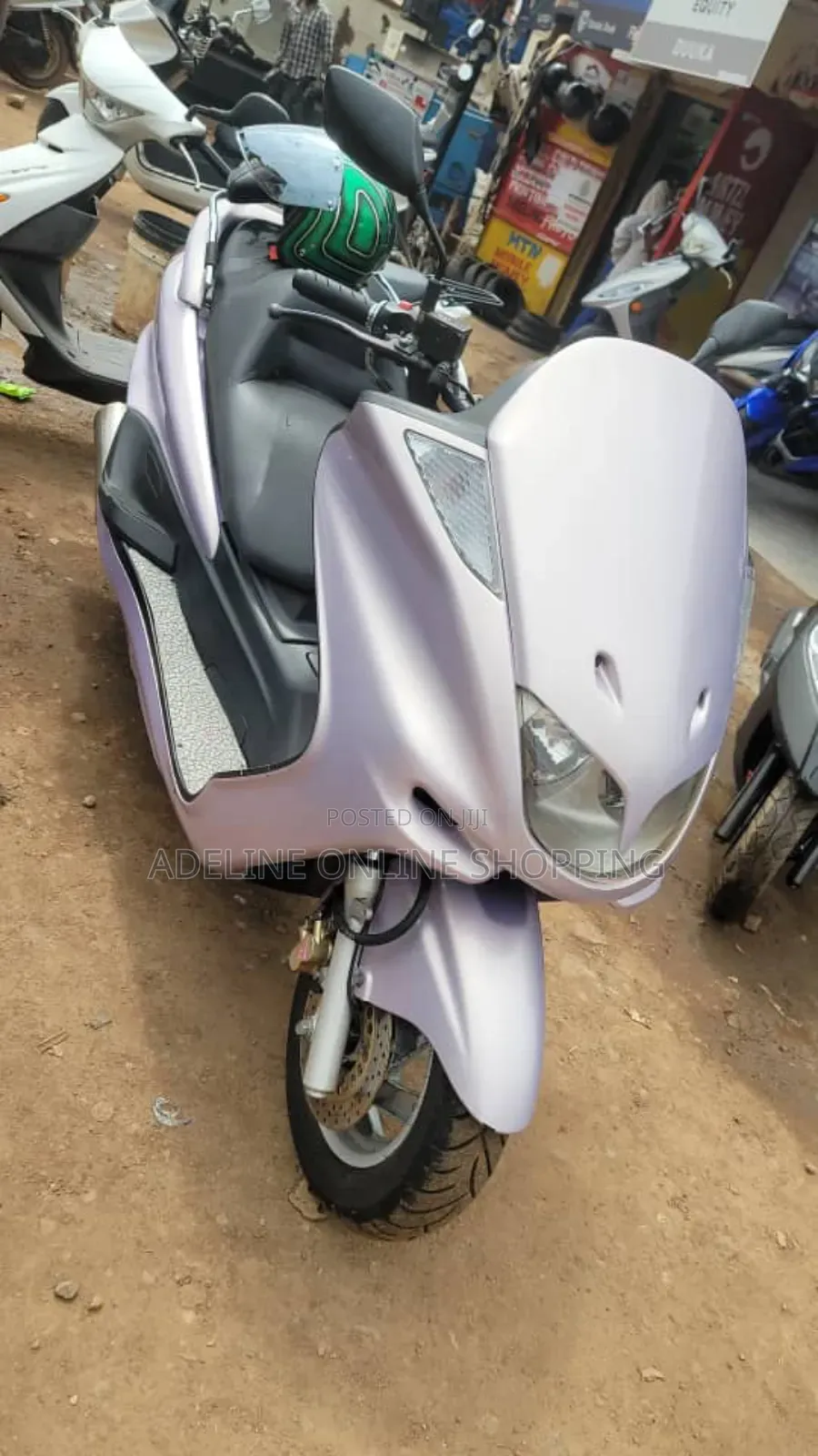 Yamaha Majesty 2023 White
