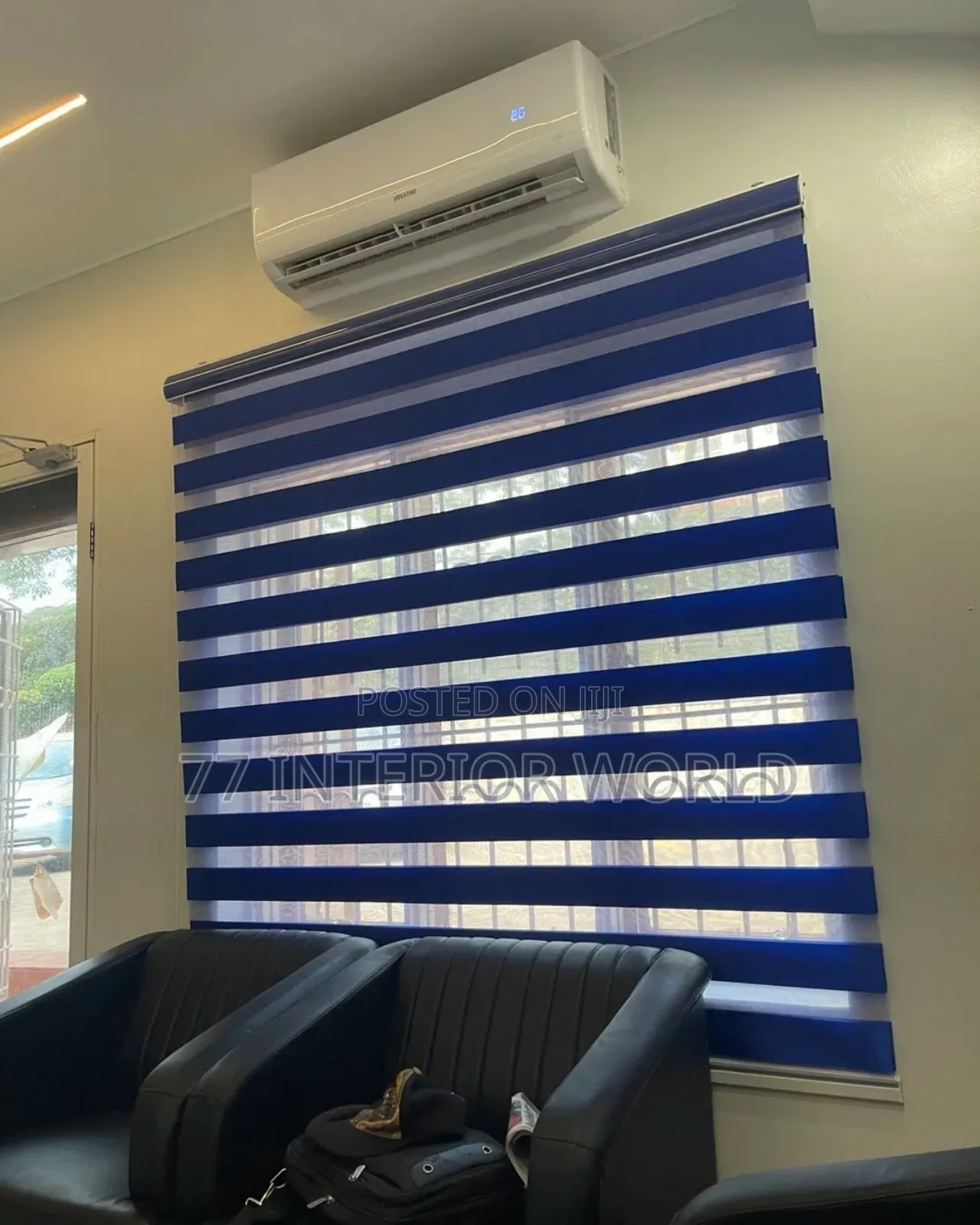 Reverting Curtain Blind