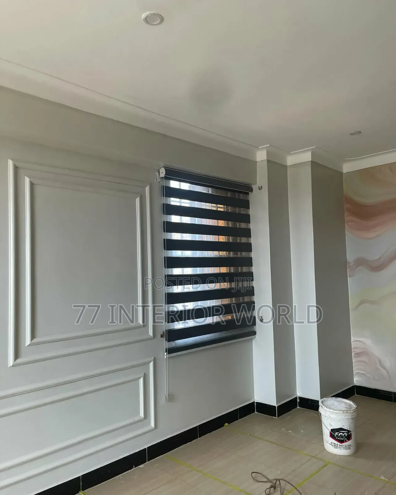 Reverting Curtain Blind