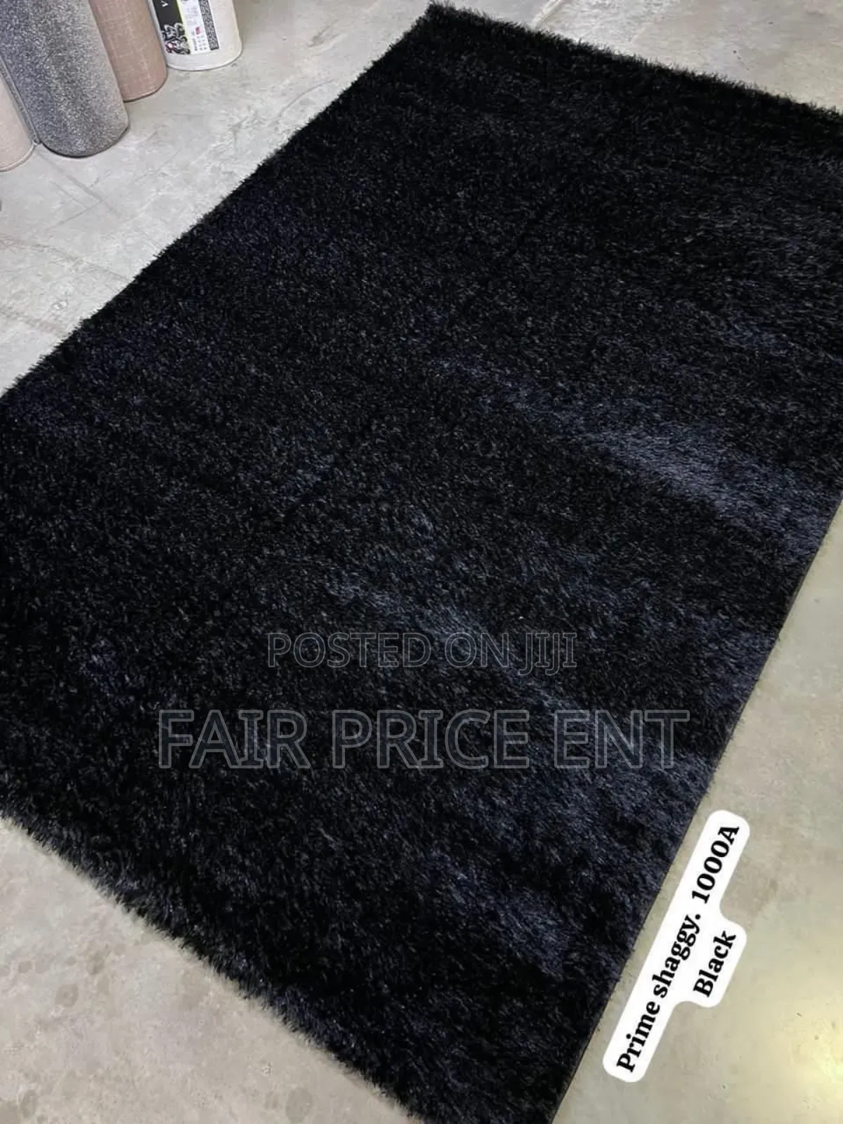 Prime Shaggy Center Carpets. 2x2.5metres.( Black)