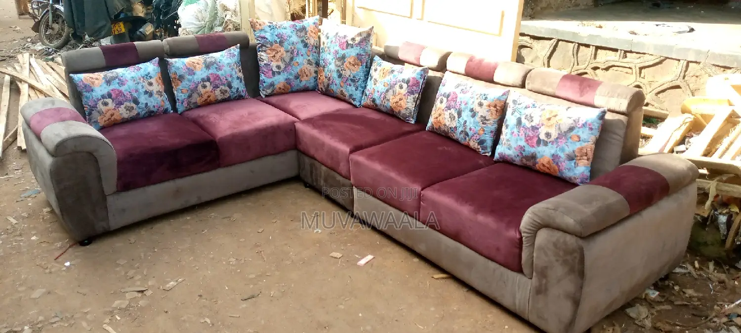 Maroon Sofa Set With Pillow