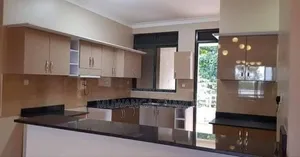 3bdrm Apartment in Fs Properties Ltd, Nakawa for rent