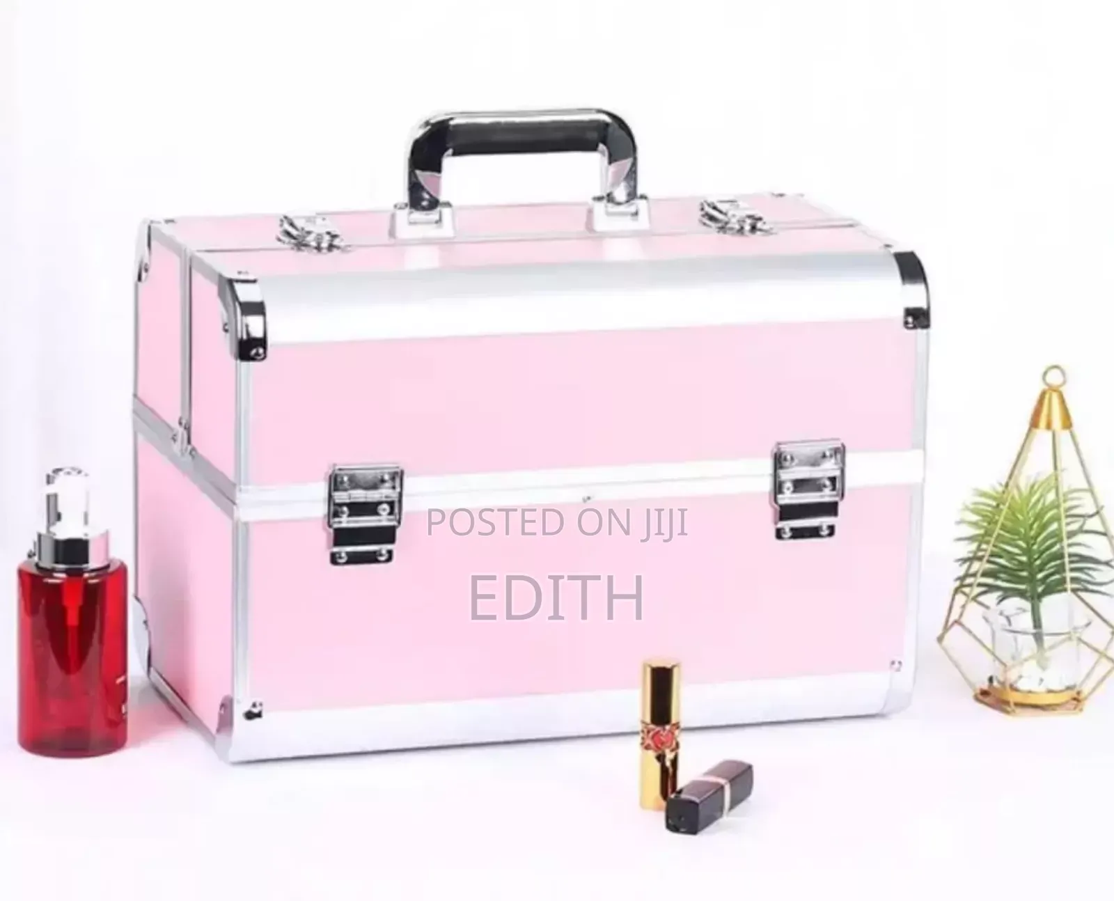 Make Up/ Box