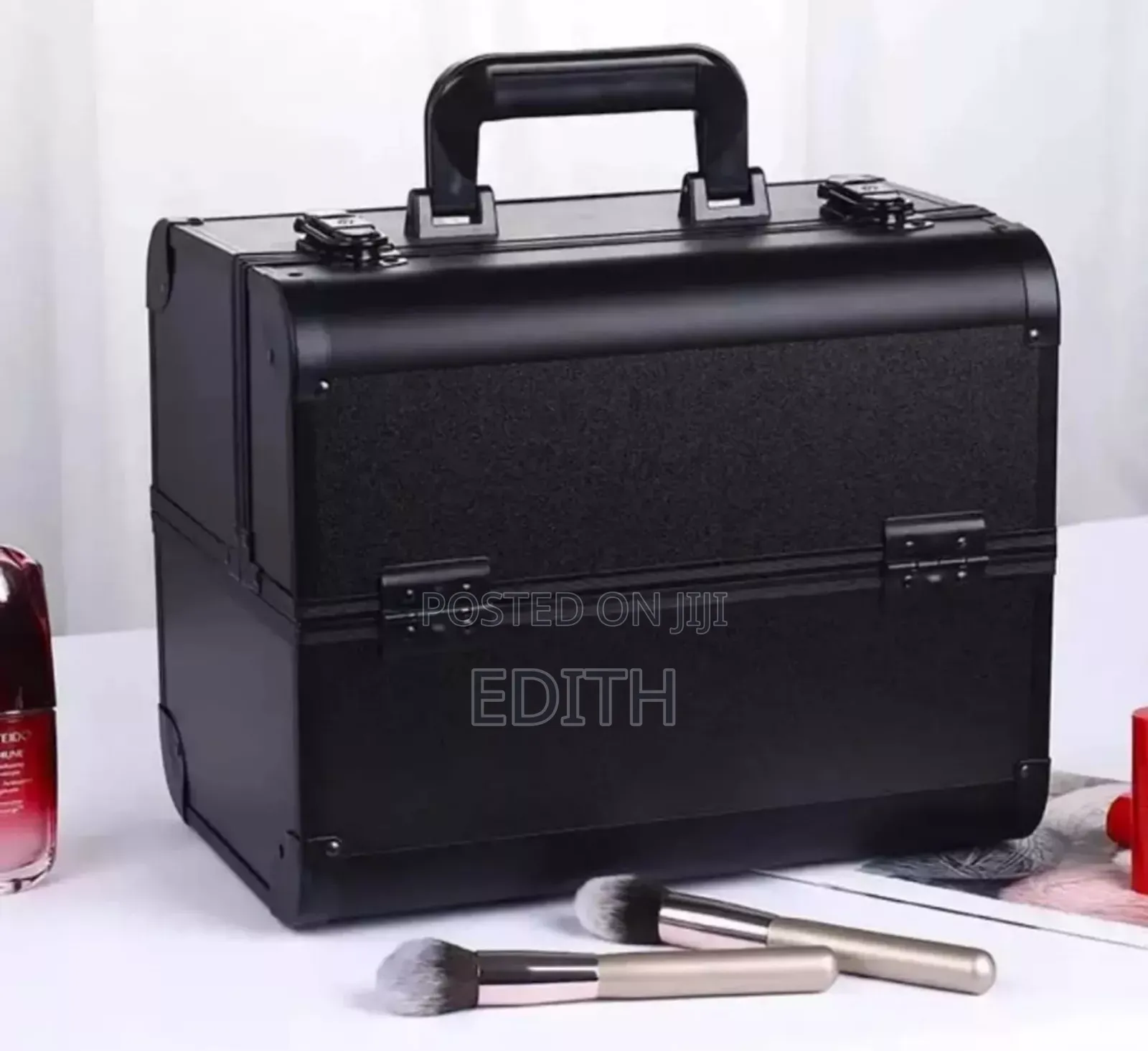 Make Up/ Box
