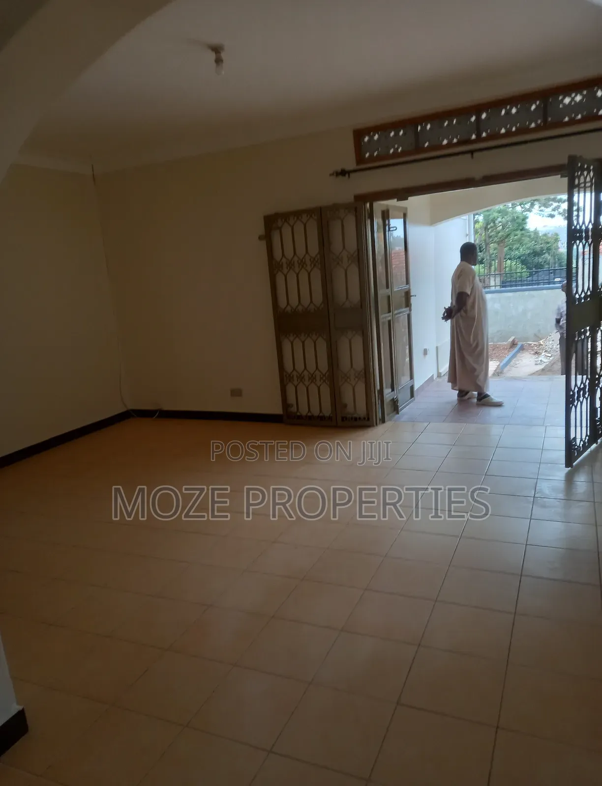 3bdrm Bungalow in Naalya, Central Division for rent