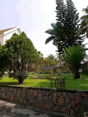 5bdrm Duplex in Fs Properties Ltd, Nakawa for rent