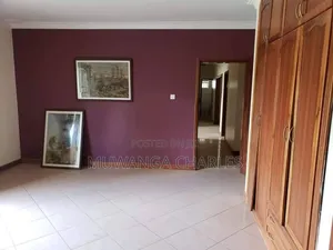 3bdrm Apartment in Fs Properties Ltd, Nakawa for rent