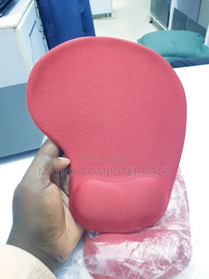 Mouse Pad With Wrist Support
