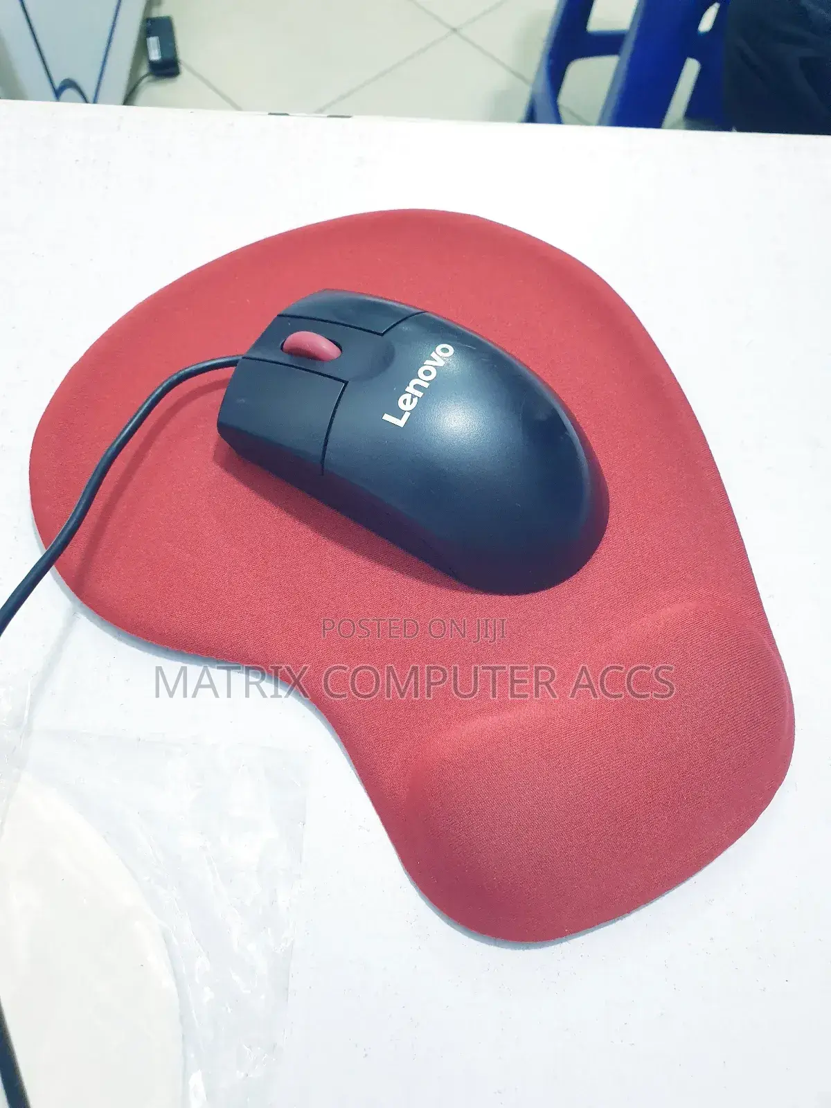 Mouse Pad With Wrist Support