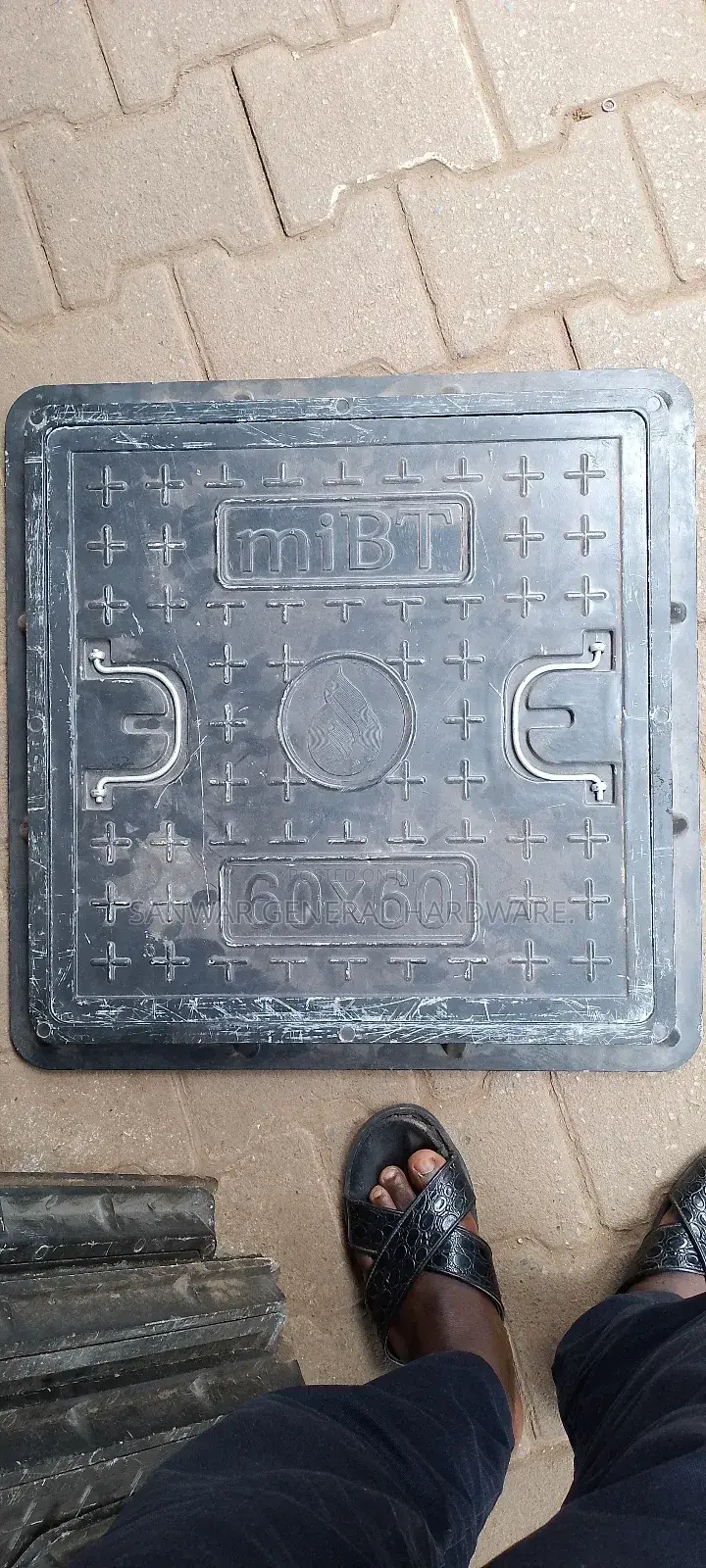 60x60 Plastic Manhole Covers, Mibt Brand (Heavy Duty)
