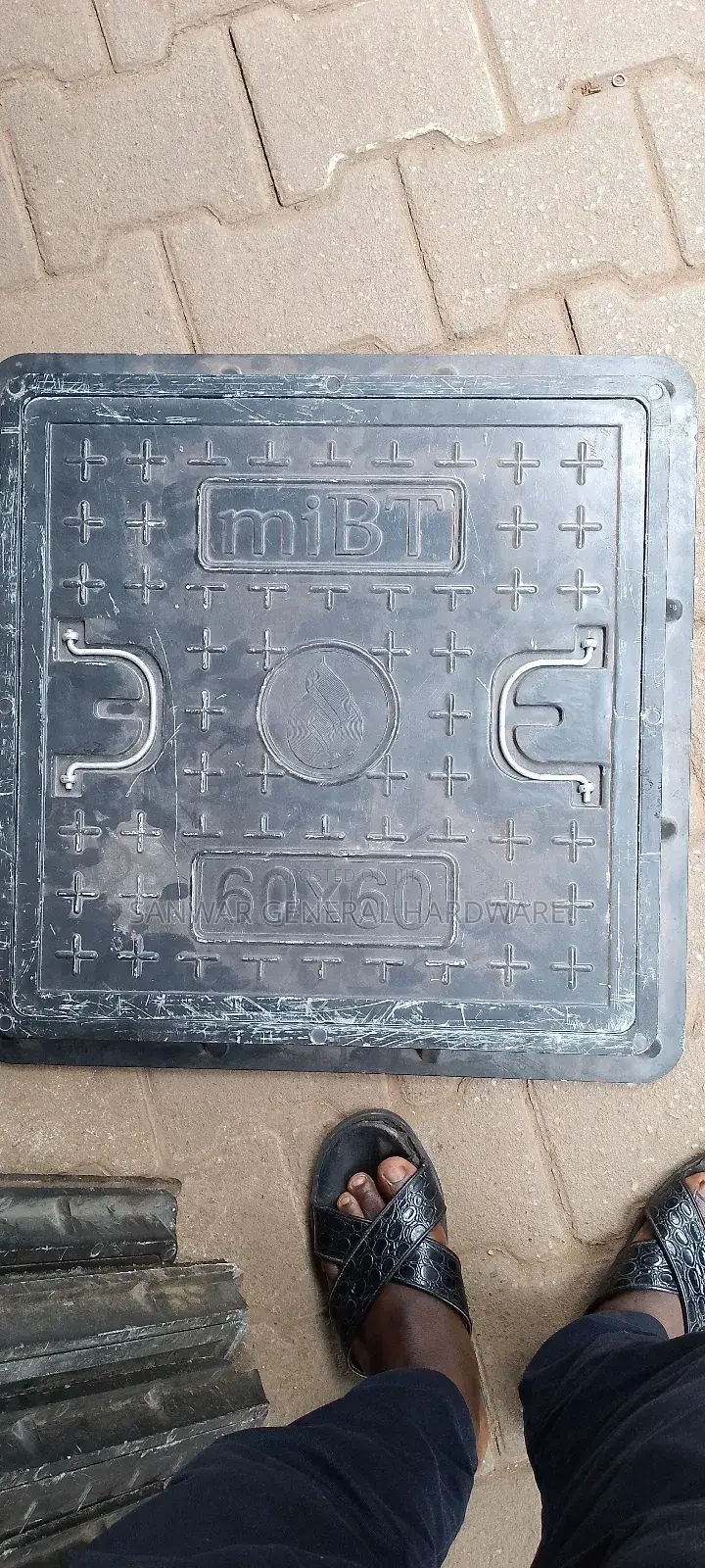 60x60 Plastic Manhole Covers, Mibt Brand (Heavy Duty)