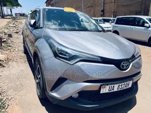 Toyota C-HR 2018 Silver