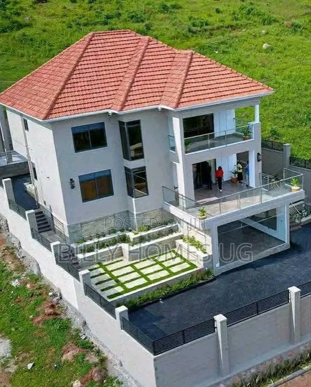 5bdrm Mansion in Katabi for sale