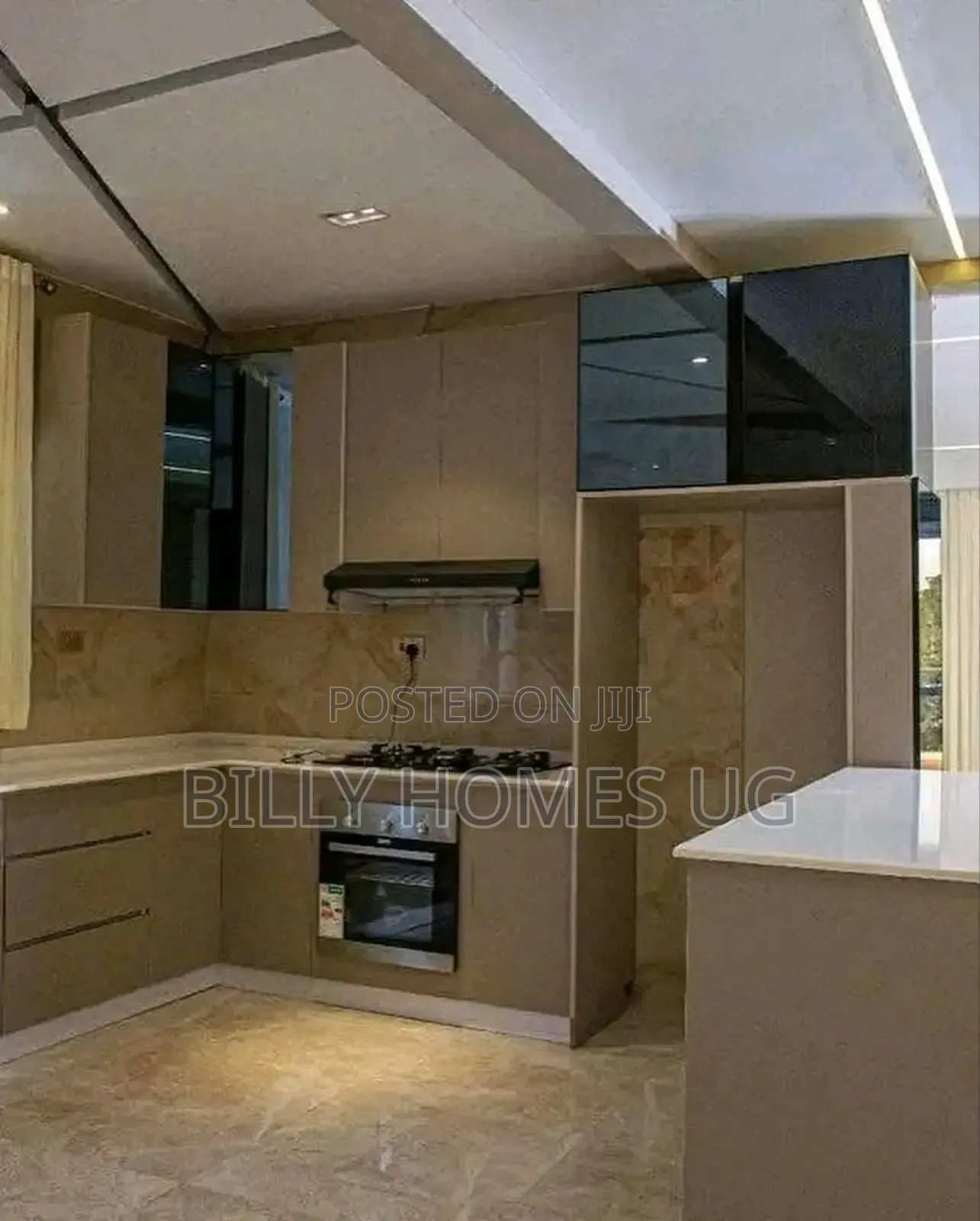 5bdrm Mansion in Katabi for sale