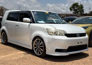 Toyota Corolla Rumion Hatchback 1.5 FWD 2012 White