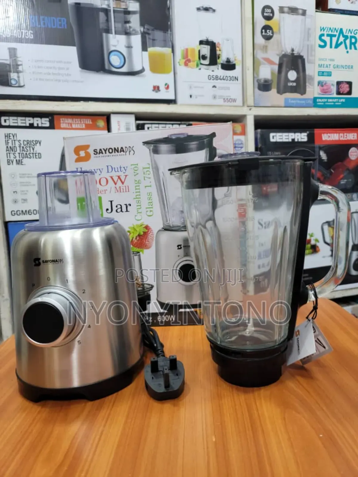 Sayona Heavy-Duty Glass Blender