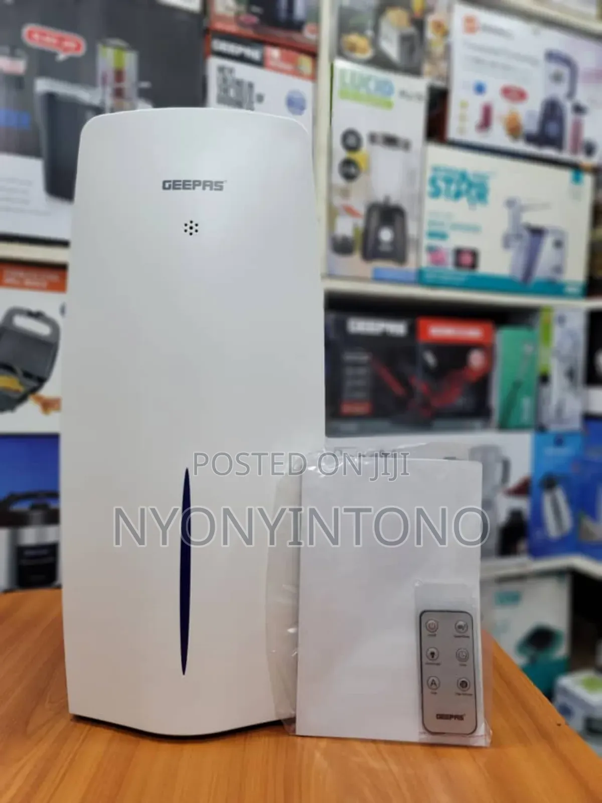 Geepas Dual Purpose Air Purifier and Humidifier