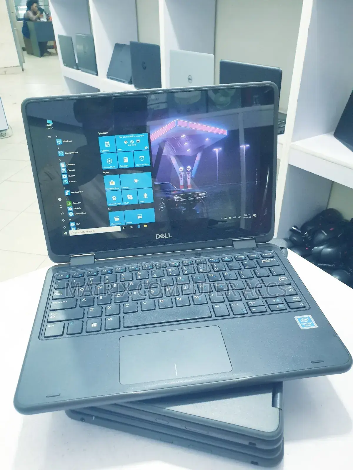 Laptop Dell Latitude 11 3189 4GB Intel Celeron SSD 128GB